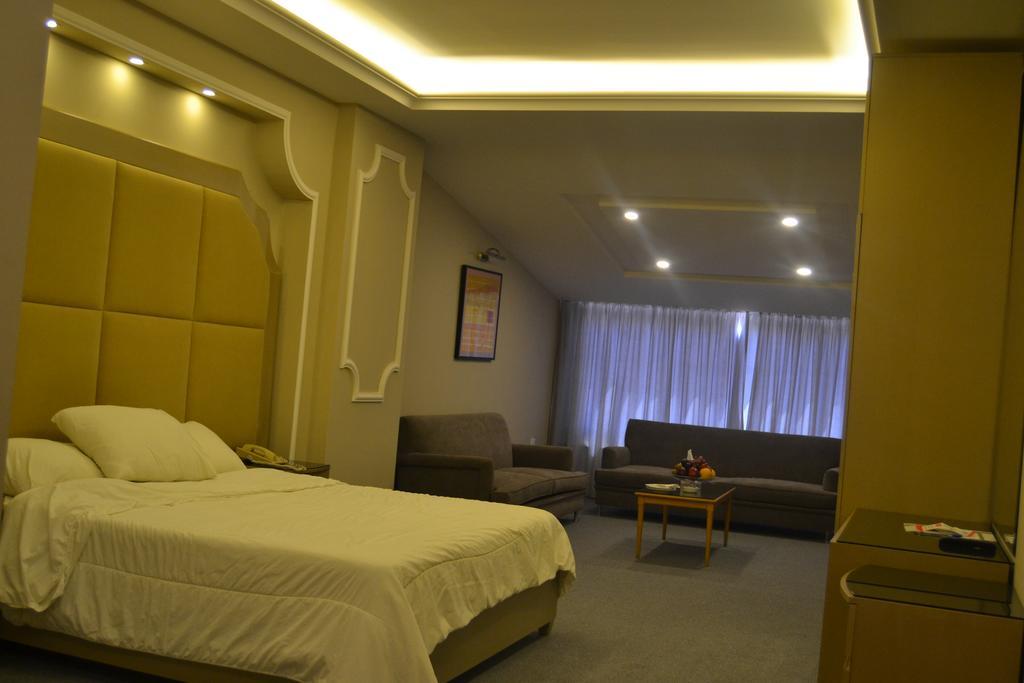 Platinum Hotel Тир Екстер'єр фото