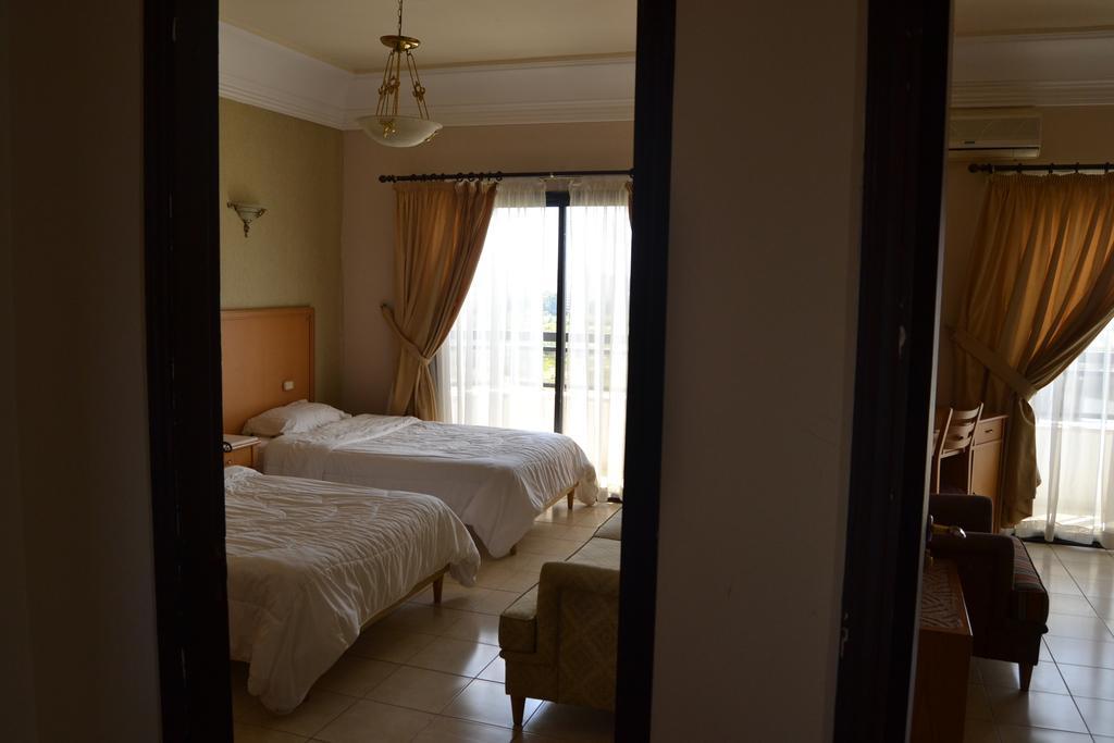Platinum Hotel Тир Екстер'єр фото