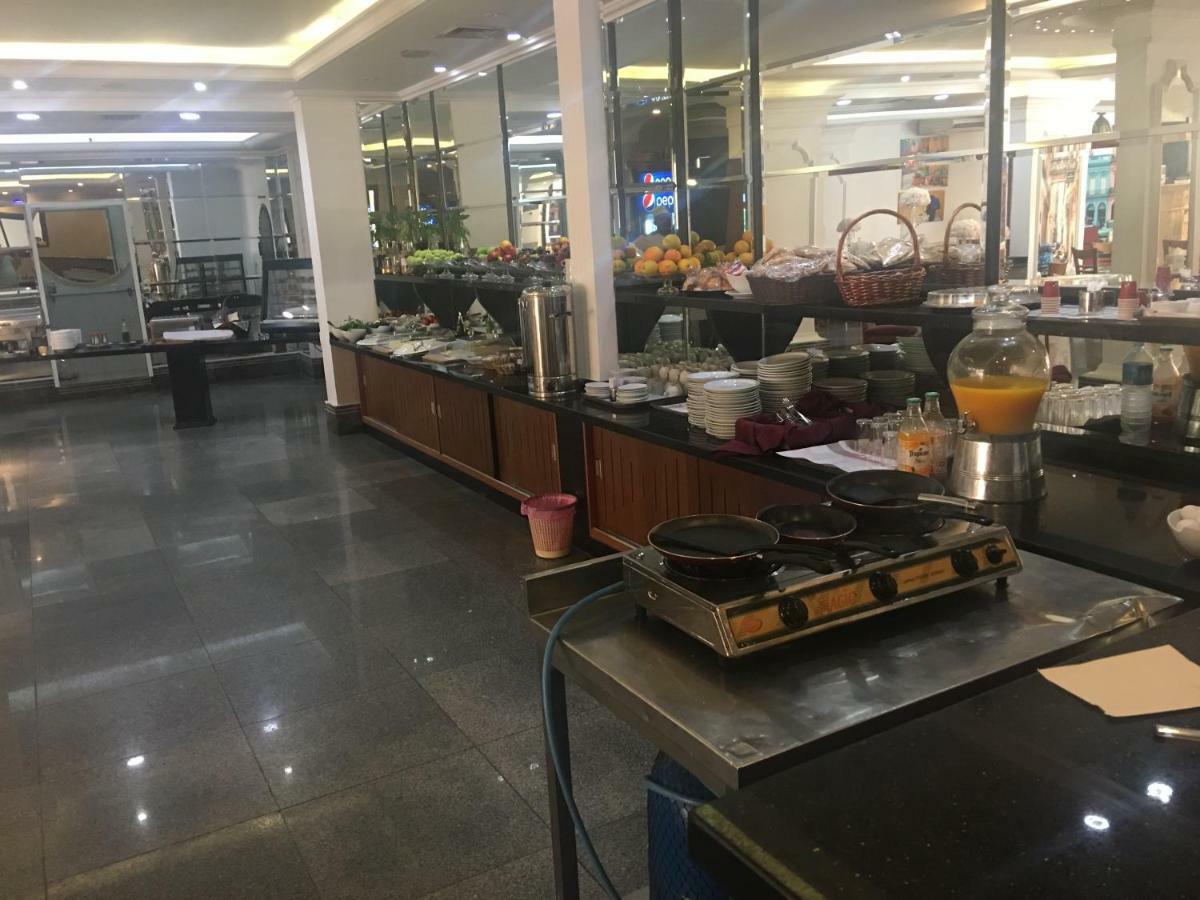 Platinum Hotel Тир Екстер'єр фото